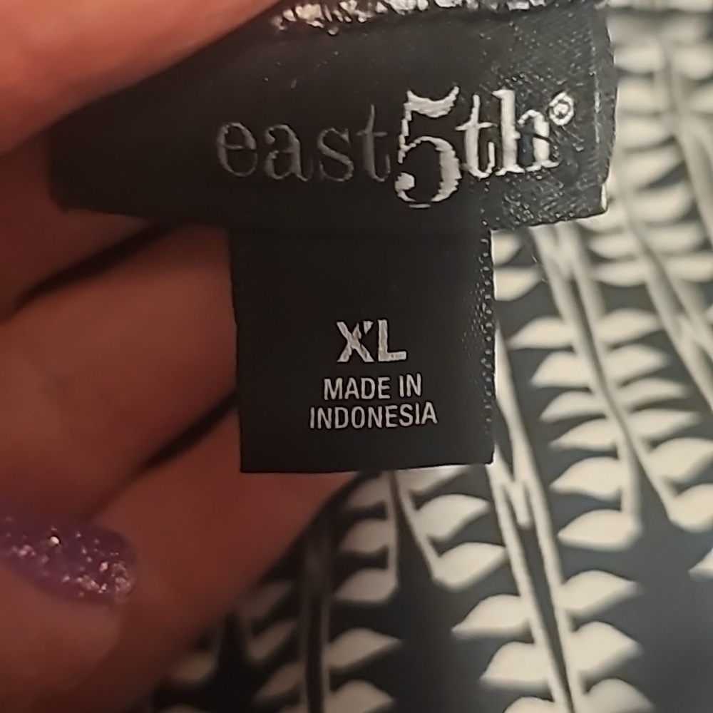 XL East5th Blouse/Dress Shirt - Picture 4 of 5